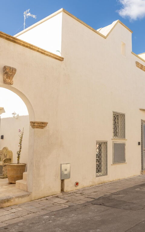 Casa Harem: Building Exterior, Main Entrance, Outdoor