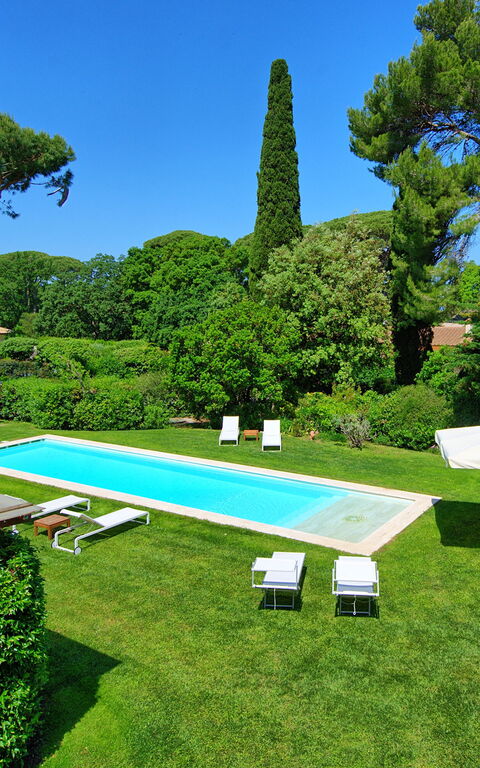 Villa Dolce Vita: Garden, Outdoor