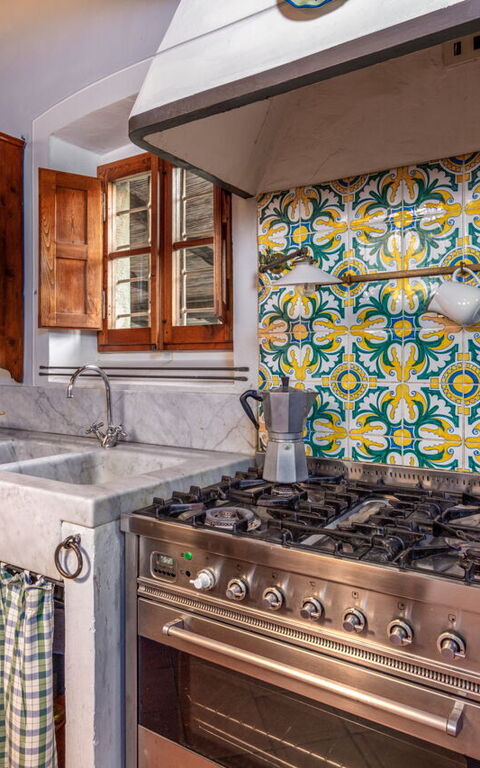 Villa Bellostare: Kitchen
