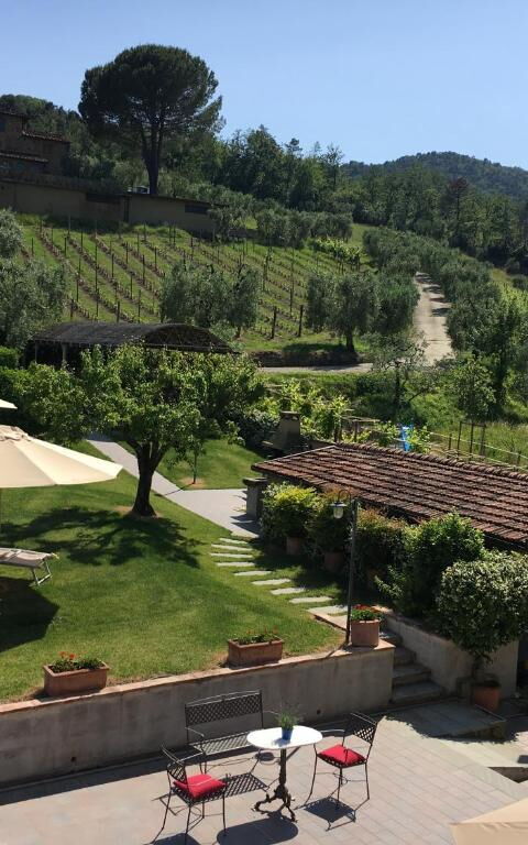 Bello Stare: Building Exterior, Outdoor, Scenic View