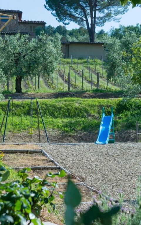 Bello Stare: Building Exterior, Outdoor