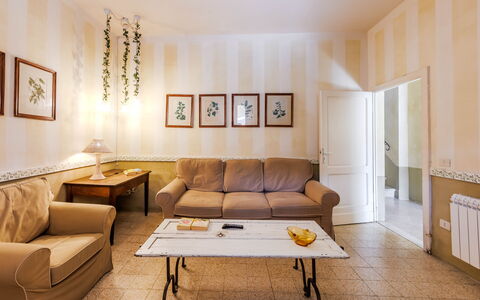 Accommodation Giallone: Living Room