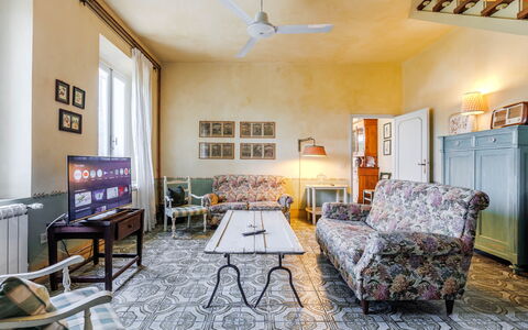 Accommodation Verderame: Living Room