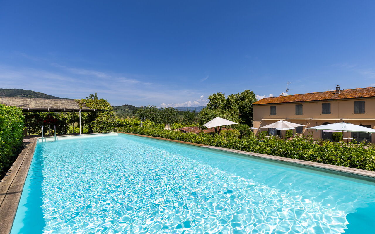 Bello Stare: Outdoor, Pool, Scenic View