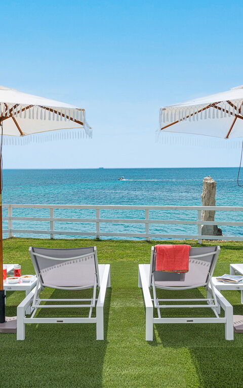 Villa Hermes: Building Exterior, Garden, Outdoor