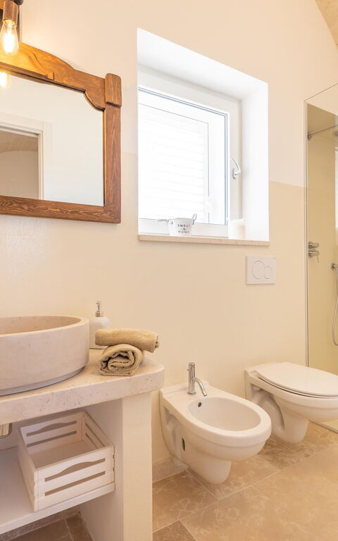 Trullo Adea: Bathroom