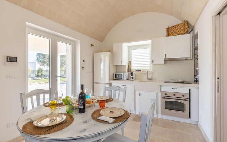Trullo Adea: Dining Room, Kitchen