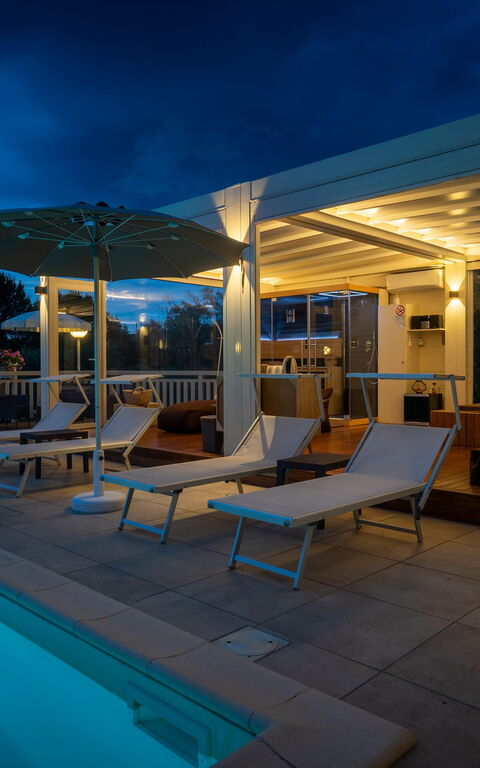 Villa Ca Viola: Building Exterior, Outdoor, Pool