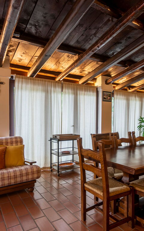 Villa Ca Viola: Dining Room, Kitchen