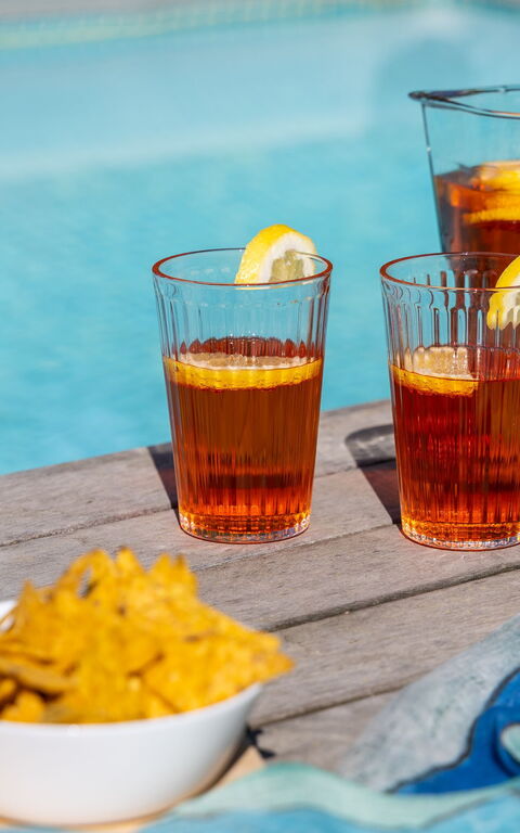 La Nocciola: Outdoor, Pool