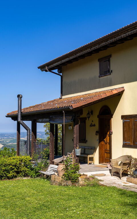 La Nocciola: Building Exterior, Outdoor