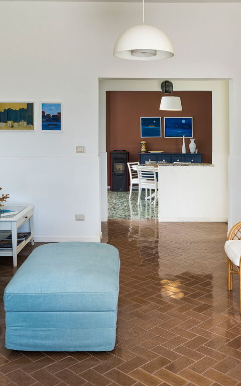 Brezza Marina: Living Room