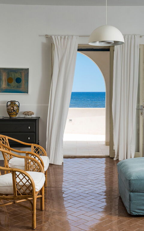 Brezza Marina: Living Room