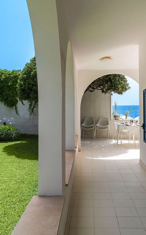 Brezza Marina: Building Exterior, Garden, Outdoor