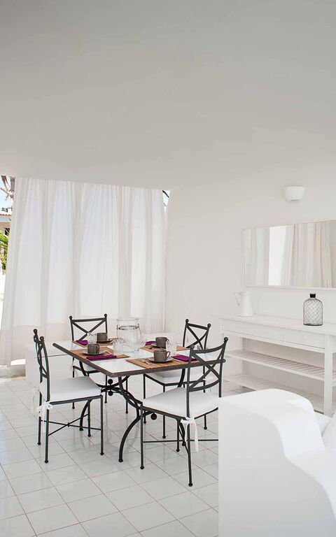 Casa Blu: Dining Room