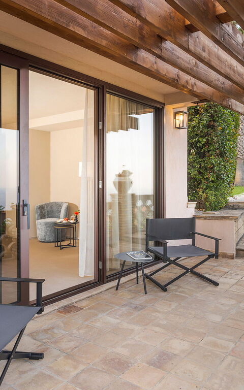 Buena Vista: Balcony / Terrace / Patio, Building Exterior, Outdoor