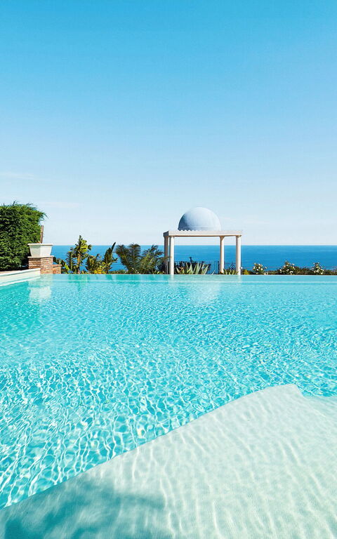 Buena Vista: Building Exterior, Outdoor, Pool, Scenic View