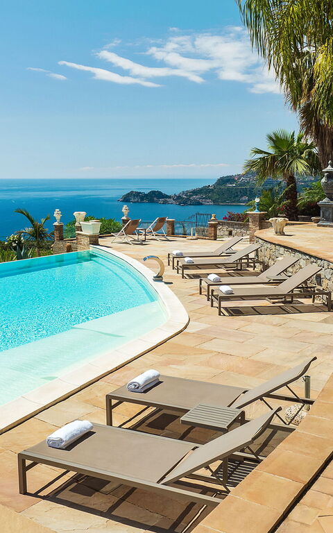 Buena Vista: Building Exterior, Outdoor, Pool, Scenic View