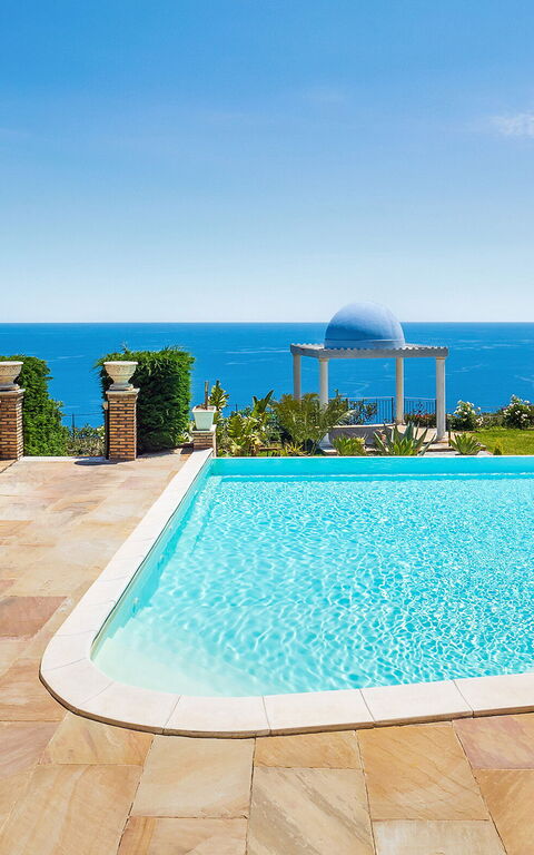 Buena Vista: Building Exterior, Outdoor, Pool, Scenic View