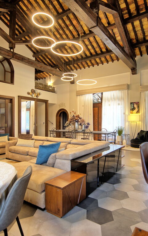 Villa Tagliaferri: Dining Room, Living Room