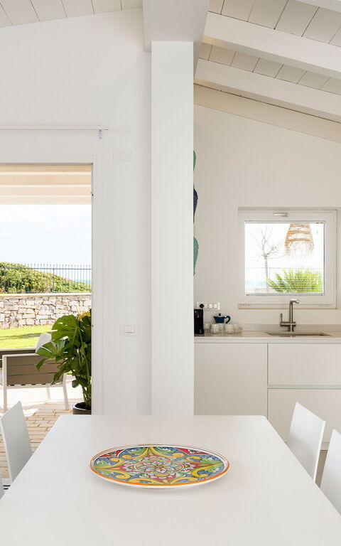 Villa Azulea: Kitchen, Living Room