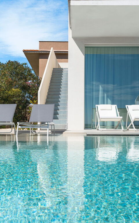 Bedda Matri: Building Exterior, Outdoor, Pool