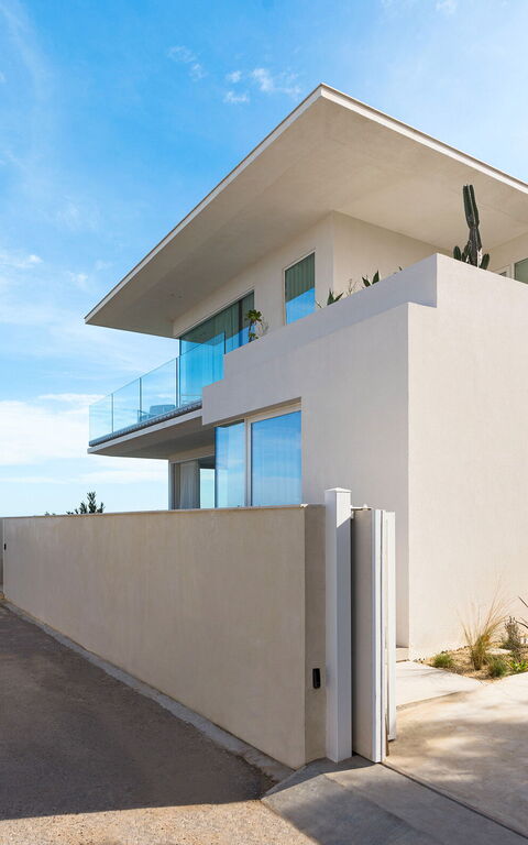 Bedda Matri: Main Entrance