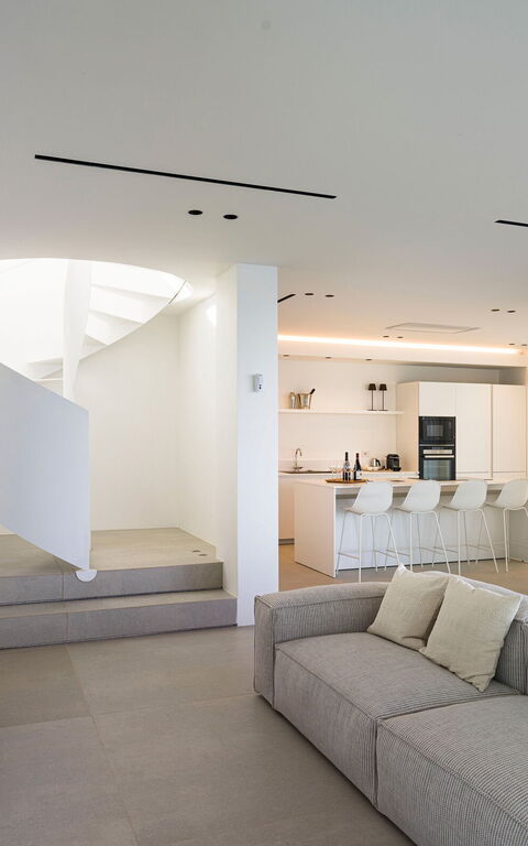 Bedda Matri: Living Room