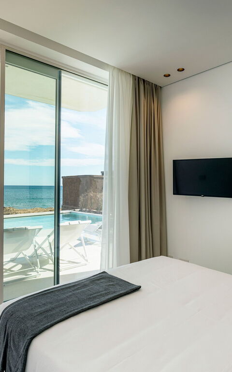 Bedda Matri: Bedroom