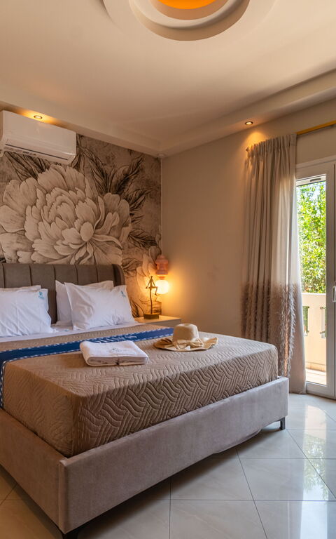 John Residence: Bedroom