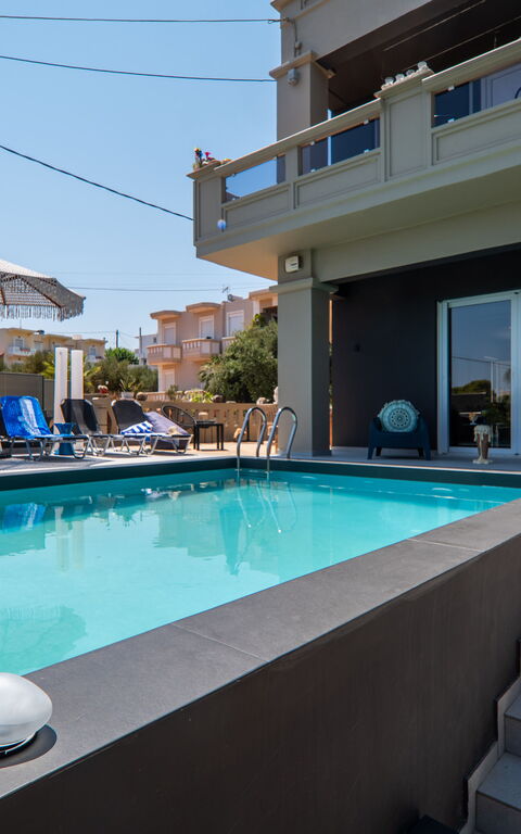John Residence: Building Exterior, Outdoor, Pool