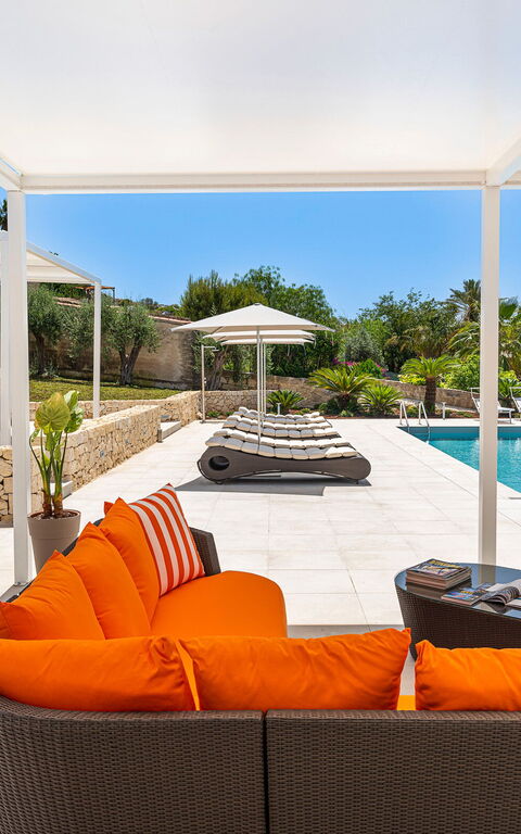 Villa Anna Plemmirio: Building Exterior, Outdoor, Pool