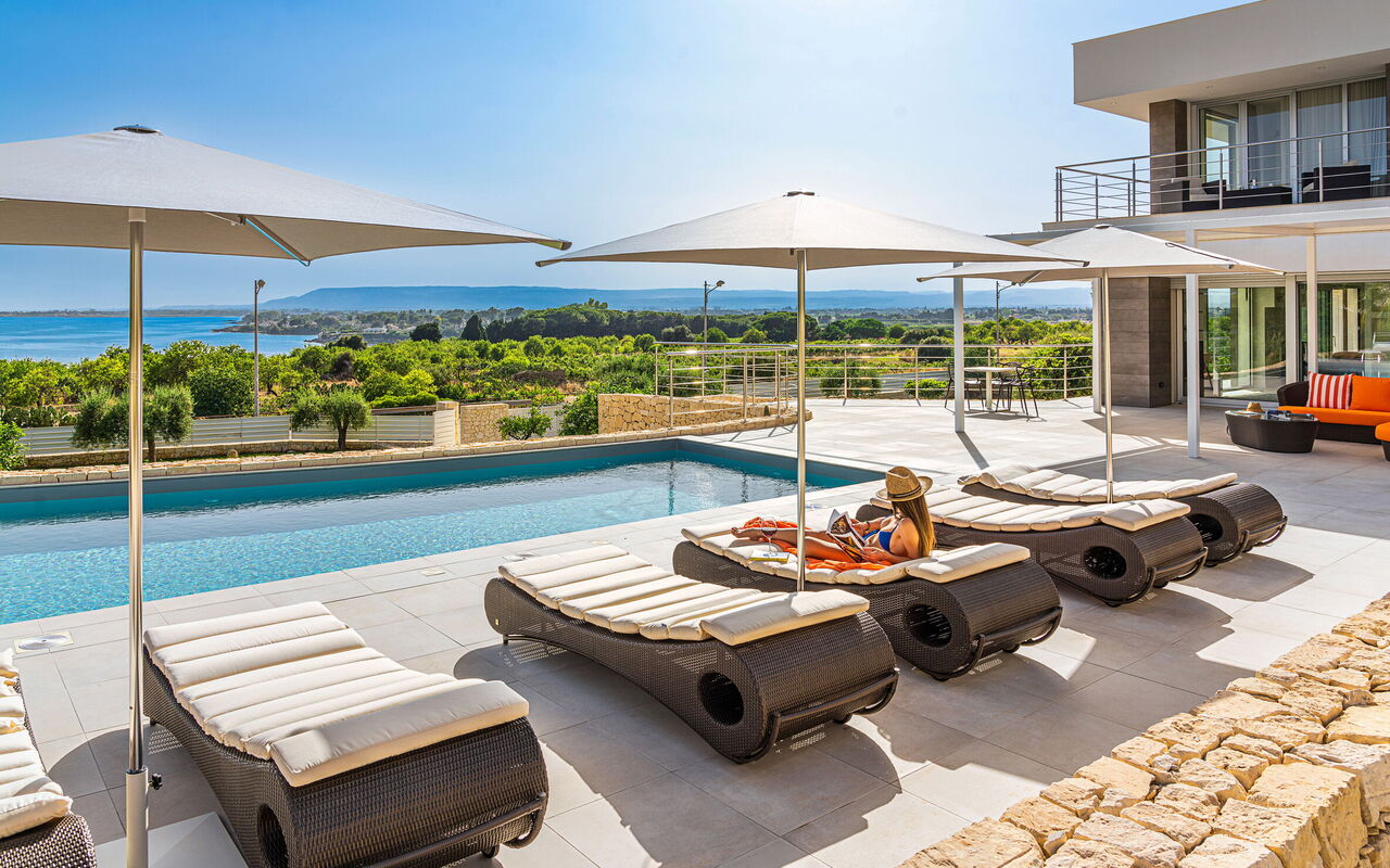 Villa Anna Plemmirio: Building Exterior, Outdoor, Pool