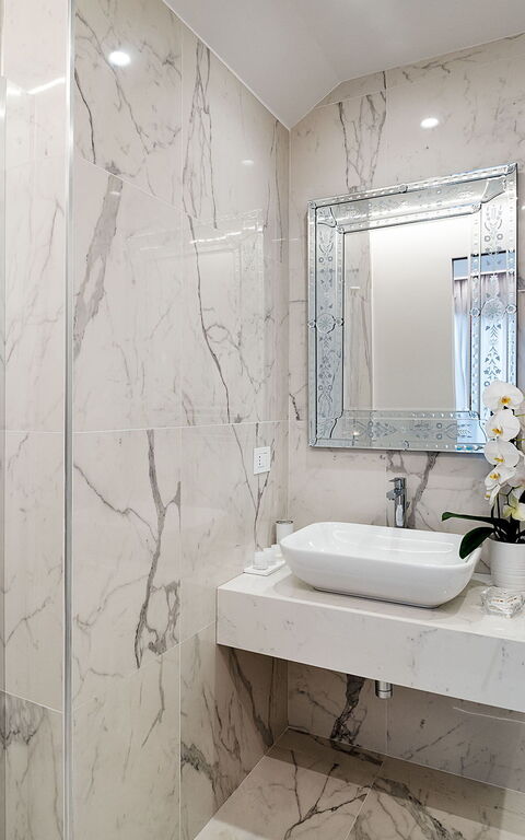 Villa Alexandra: Bathroom