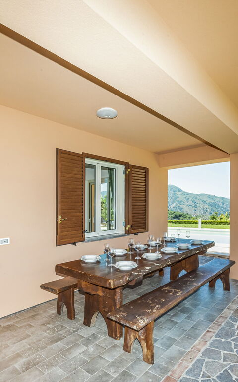 Villa Malu: Building Exterior, Garden, Outdoor