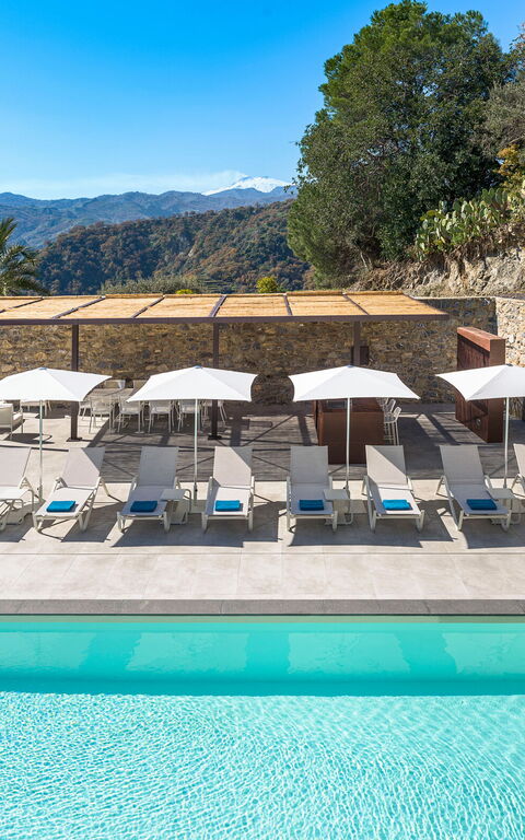 Zagara Bianca: Building Exterior, Outdoor, Pool