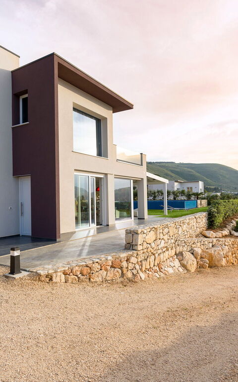 Villa Dolce: Building Exterior, Main Entrance, Outdoor