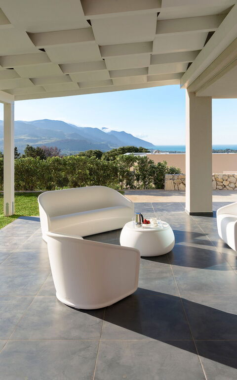 Villa Dolce: Building Exterior, Garden, Outdoor