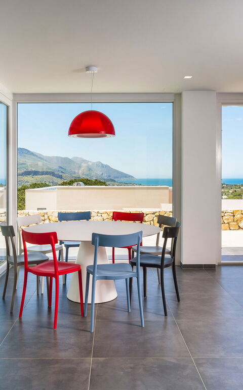 Villa Dolce: Living Room