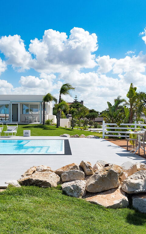 Diantha: Building Exterior, Garden, Outdoor, Pool