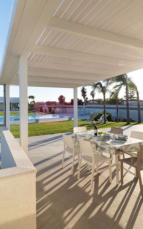 Diantha: Balcony / Terrace / Patio, Building Exterior, Garden, Outdoor, Pool