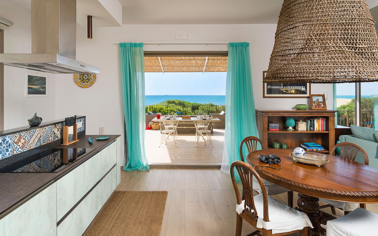 Casa Dafne: Dining Room, Kitchen