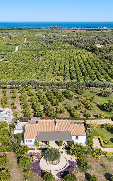 Pigna Blue: Pool, Scenic View