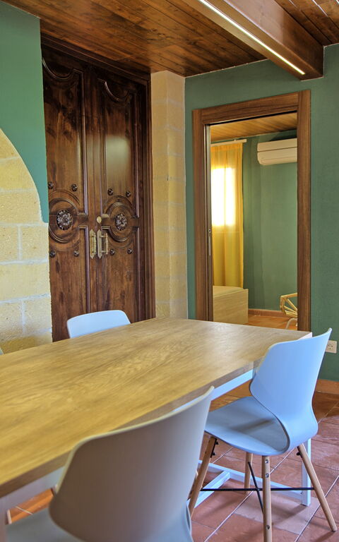 Villa Maraus: Dining Room, Living Room