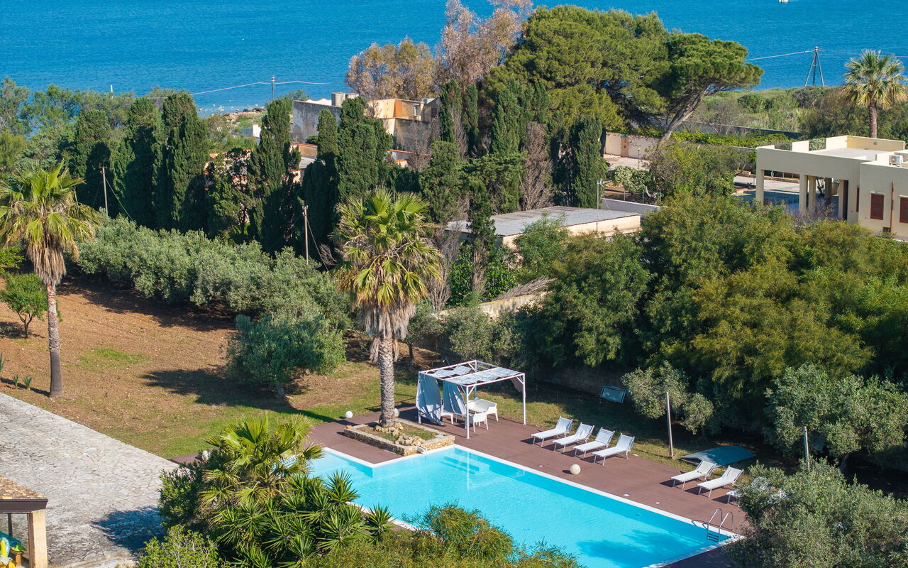 Villa Maraus: Garden, Pool, Scenic View