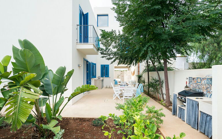 Lisca Bianca: Balcony / Terrace / Patio, Building Exterior, Outdoor