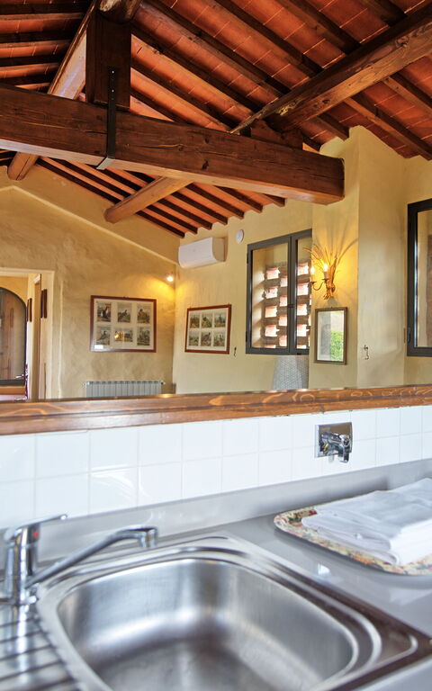 Villa Cona: Kitchen, Living Room