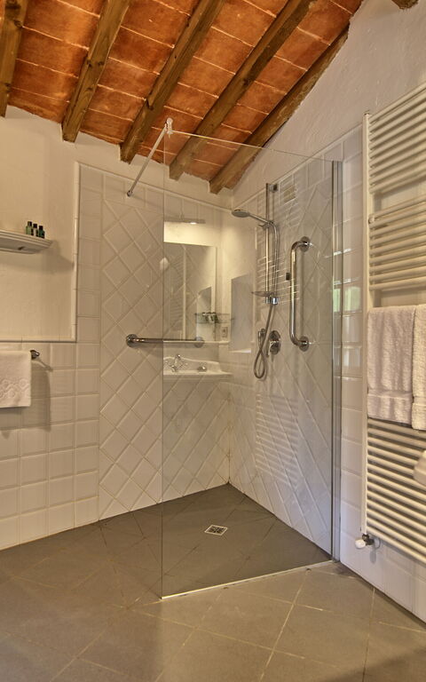 Villa Cona: Bathroom