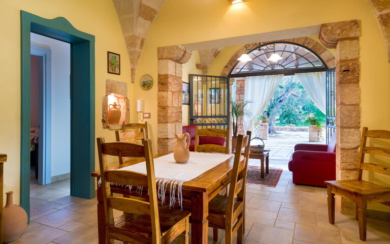 Villa Astrea: Dining Room, Living Room, Main Entrance