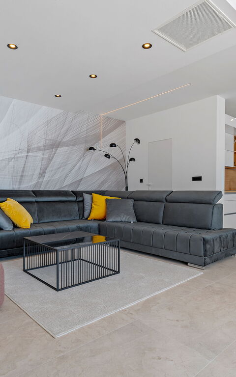 Villa Loma: Kitchen, Living Room